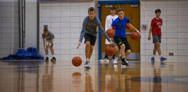 Clinic boys dribbling 