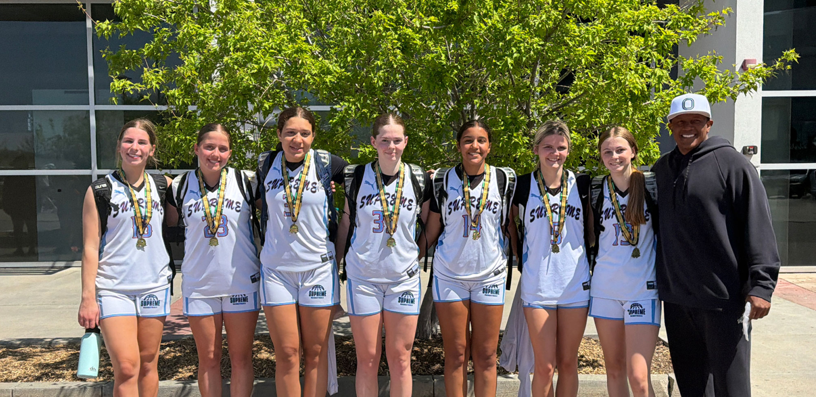 Lincoln Supreme Girls Team